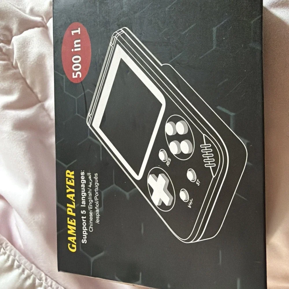 500-in-1 Retro Handheld Game Console Player Classic Video Games Portable